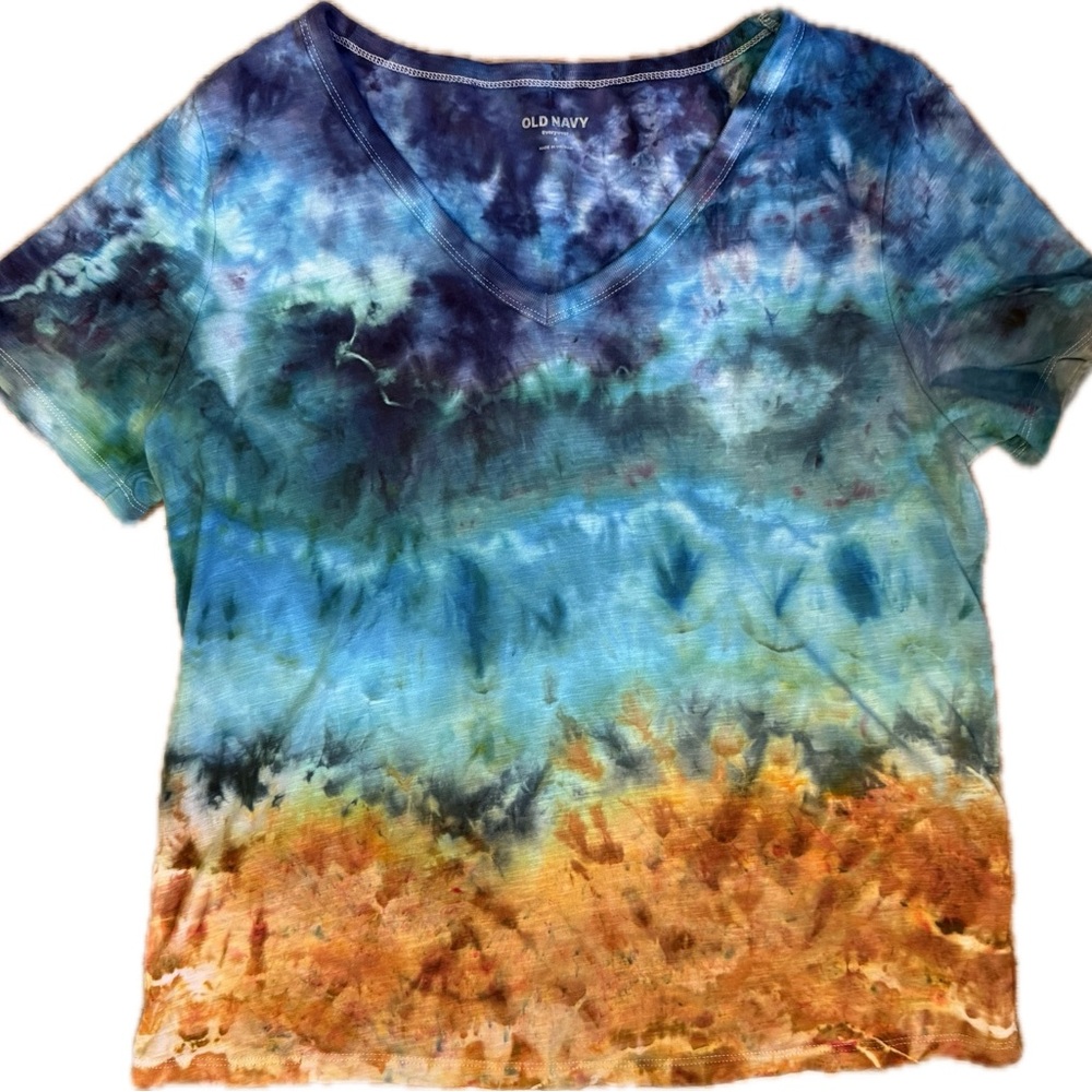 NEW Tie-Dye hand dyed V-Neck Women's Top - beach ocean tagged S runs Medium